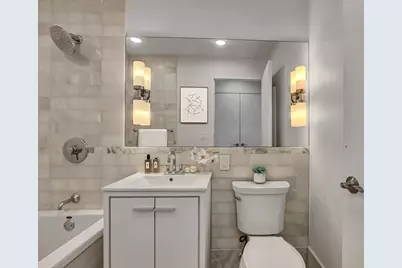 635 W 42nd Street #7A, New York City, NY 10036 - Photo 21