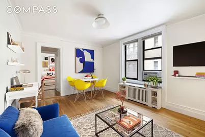 319 W 18th Street #2I, New York City, NY 10011 - Photo 1