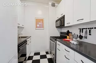 60 E 8th St, New York City, NY 10003 - Photo 5