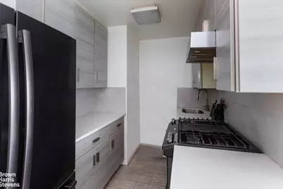 61 W 62nd Street #8H, New York City, NY 10023 - Photo 5
