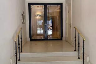 425 E 51st St, New York City, NY 10022 - Photo 9