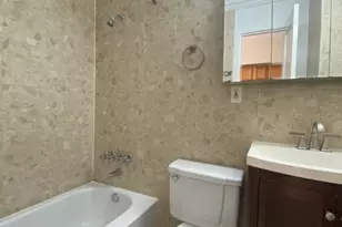 304 W 92nd St, New York City, NY 10025 - Photo 5