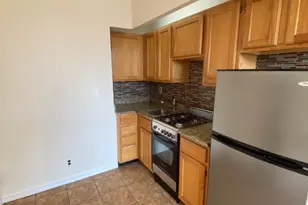 304 W 92nd St, New York City, NY 10025 - Photo 3