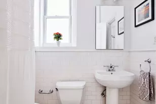 200 W 54th St, New York City, NY 10019 - Photo 5