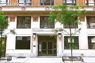 200 W 54th St, New York City, NY 10019 - Photo 7