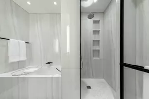 157 W 57th St, New York City, NY 10019 - Photo 5