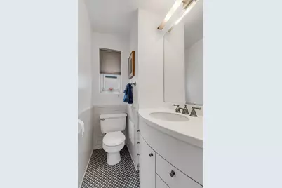 321 E 43rd Street #1009, New York City, NY 10017 - Photo 9