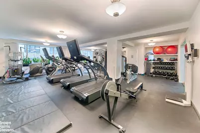 150 Central Park S #906, New York City, NY 10019 - Photo 13