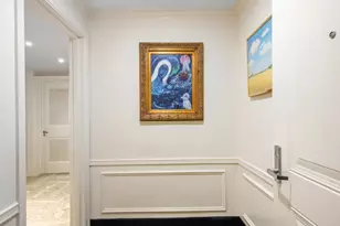 150 Central Park S, New York City, NY 10019 - Photo 9