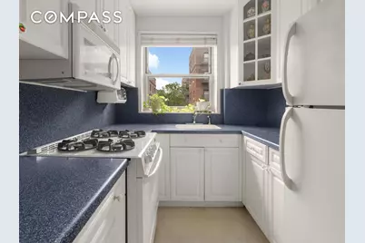 68-61 Yellowstone Boulevard #618, Forest Hills, NY 11375 - Photo 5