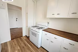 1949 McGraw Ave, New York City, NY 10462 - Photo 9