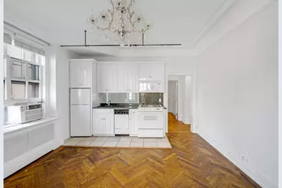 2109 Broadway #810, New York City, NY 10023 - Photo 3