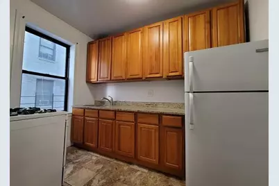 21-67 33rd Street #2-C, New York City, NY 11105 - Photo 1