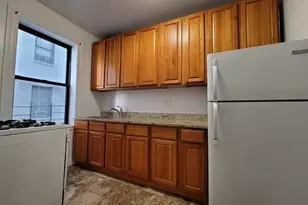 21-67 33rd St, New York City, NY 11105 - Photo 1