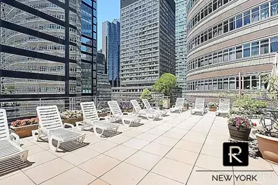 211 E 53rd Street #12-C, New York, NY 10022 - Photo 7