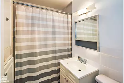 305 E 40th Street #5X, New York City, NY 10017 - Photo 9