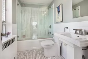 411 West End Ave, New York, NY 10024 - Photo 25