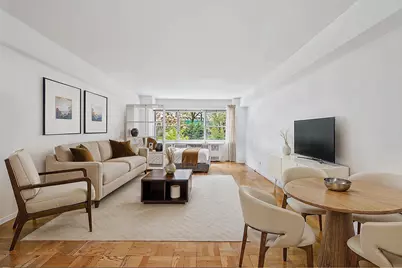 333 E 46th Street #1D, New York, NY 10017 - Photo 1