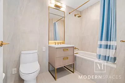 3 Court Square #910, New York City, NY 11101 - Photo 5