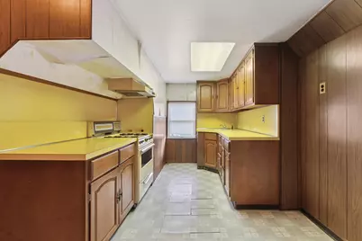 1346 73rd Street, New York City, NY 11228 - Photo 11