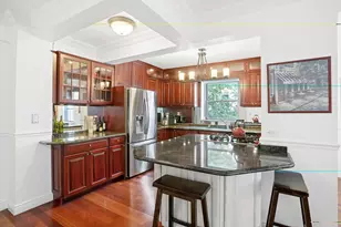 136 E 76th St, New York City, NY 10021 - Photo 3