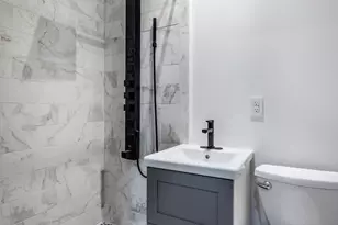 96 Perry St, New York City, NY 10014 - Photo 3