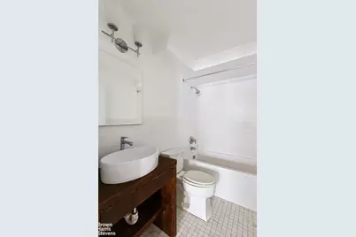 698 St Marks Avenue, New York City, NY 11216 - Photo 9