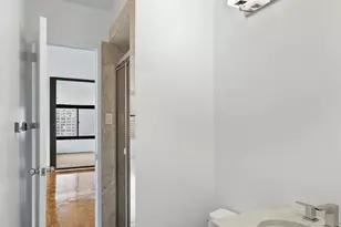 117 E 57th St, New York City, NY 10022 - Photo 13