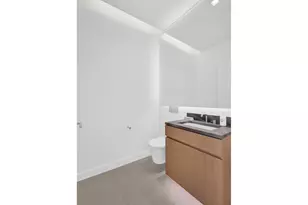 611 W 56th St, New York City, NY 10019 - Photo 9
