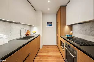 302 E 96th St, New York City, NY 10128 - Photo 3