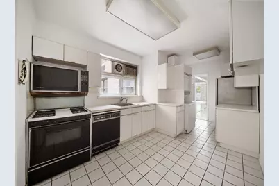 860 5th Avenue #4H, New York City, NY 10065 - Photo 9