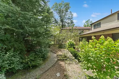 195-22 McLaughlin Avenue, New York City, NY 11423 - Photo 3