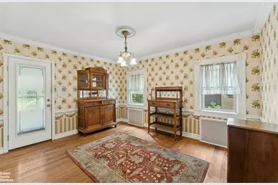 195-22 McLaughlin Avenue, New York City, NY 11423 - Photo 11