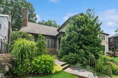 195-22 McLaughlin Avenue, New York City, NY 11423 - Photo 7