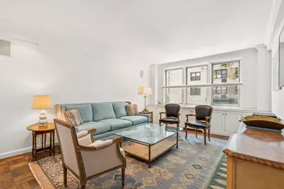 241 E 76th Street #2E, New York City, NY 10021 - Photo 1