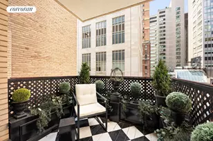 40 E 61st St, New York City, NY 10065 - Photo 11