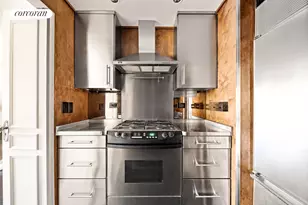 40 E 61st St, New York City, NY 10065 - Photo 7