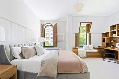 155 E 69th Street, New York City, NY 10021 - Photo 13