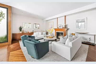 155 E 69th Street, New York City, NY 10021 - Photo 3