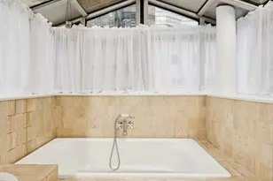 131 E 39th St, New York City, NY 10016 - Photo 7