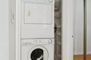 131 E 39th St, New York City, NY 10016 - Photo 21