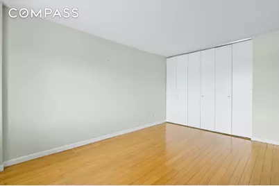 2540 Shore Boulevard #4S, New York City, NY 11102 - Photo 15