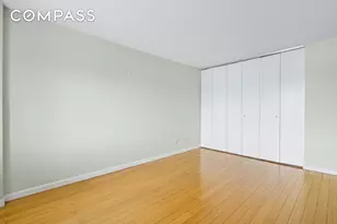 25-40 Shore Blvd, New York City, NY 11102 - Photo 15