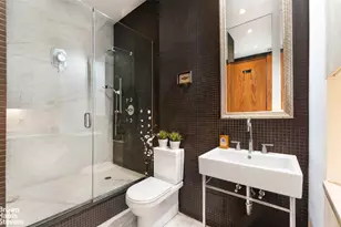 310 E 46th St, New York City, NY 10017 - Photo 5