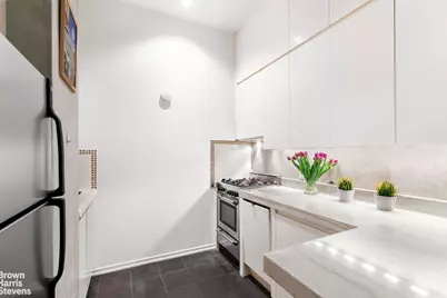 310 E 46th Street #4N, New York City, NY 10017 - Photo 3