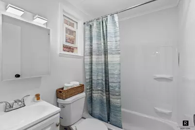 32 Tier Street, New York City, NY 10464 - Photo 13