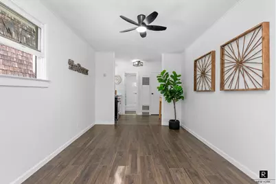 32 Tier Street, New York City, NY 10464 - Photo 11