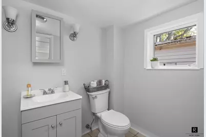 32 Tier Street, New York City, NY 10464 - Photo 9