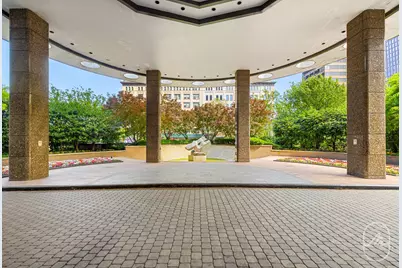 330 E 38th Street #23Q, New York City, NY 10016 - Photo 27