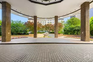 330 E 38th St, New York City, NY 10016 - Photo 27